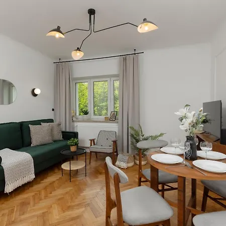 Stylish Nowolipie Close To Old Town Square By Renters * Varsovia